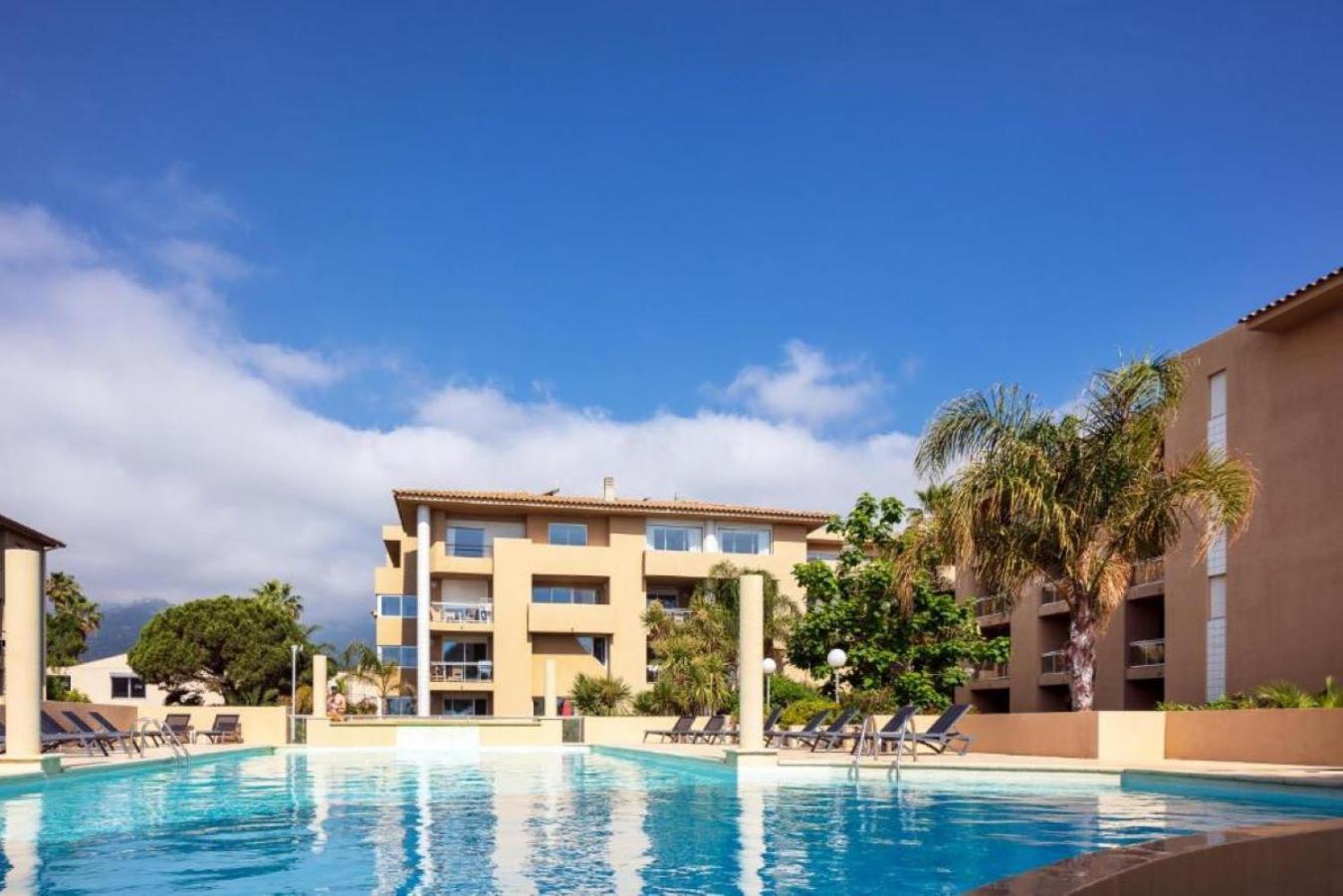 סנטה-לוסיה-די-מוריאני Residence Marina Bianca מראה חיצוני תמונה